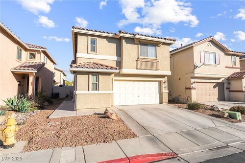 6496 Chettle House Ln, Las Vegas, NV, 89122-7669 | Card Image