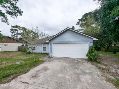 1430 Pawnee Street, House other with 3 bedrooms, 2 bathrooms and null parking in Orange Park FL | Image 1