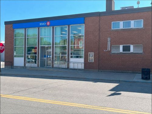 226 Graham Road S, West Elgin, ON, N6G0M1 | Card Image