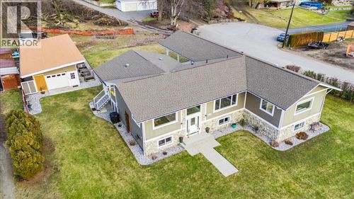 8480 Highway 22a, Trail, BC, V1R4W8 | Card Image