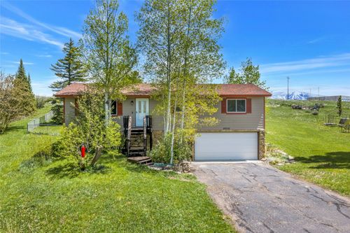 40550 Galley Rd, Steamboat Springs, CO, 80487-9502 | Card Image