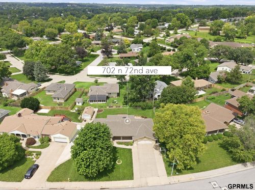 702 72nd Avenue N, Omaha, NE, 68114 | Card Image