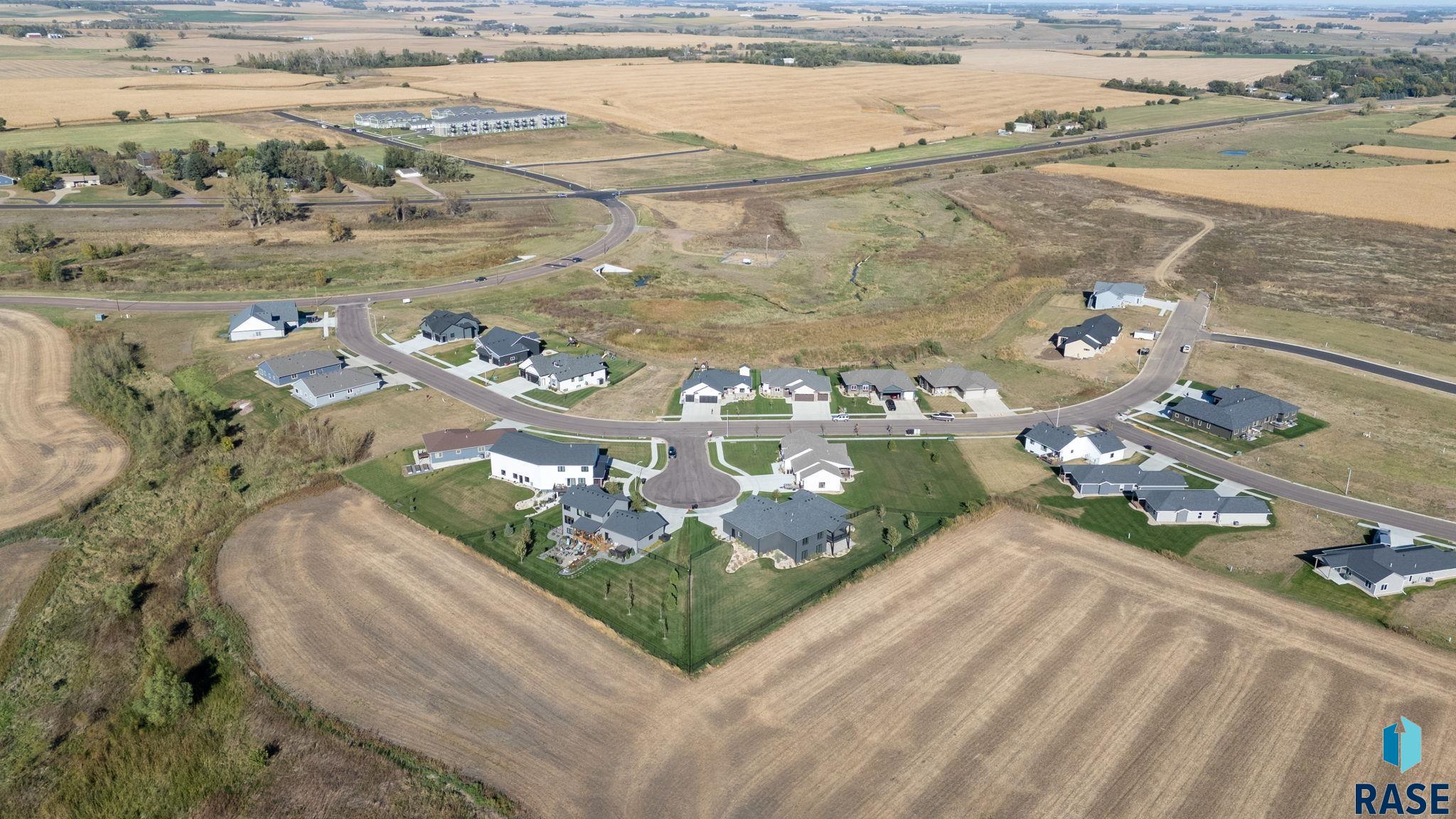 Land in Hartford 2