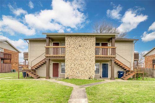 apt-d-713 Wellesley Ct, College Station, TX, 77840-2177 | Card Image