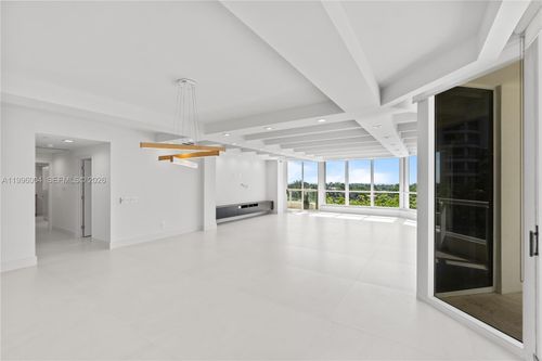 701-21150 Ne 38th Ave, Aventura, FL, 33180-4034 | Card Image