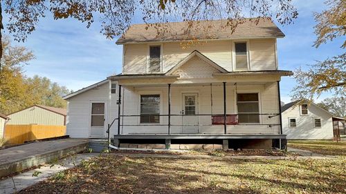 615 Hawkes St, Gypsum, KS, 67448-9286 | Card Image