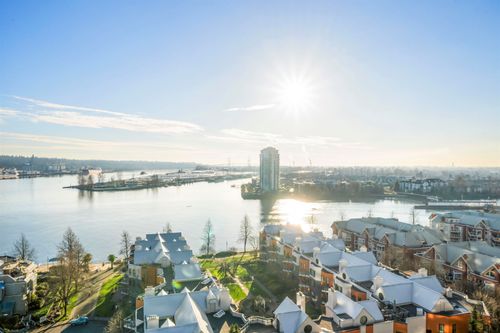 1604-1135 Quayside Drive, New Westminster, BC, V3M6J4 | Card Image