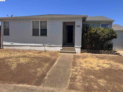 3076 Stevenson St, Pittsburg, CA, 94565-4855 | Card Image