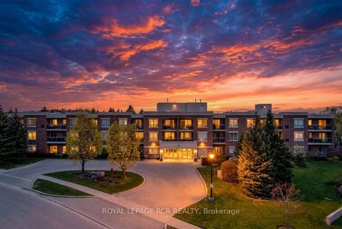 113-35 Via Rosedale, Brampton, ON, L6R3J9 | Card Image