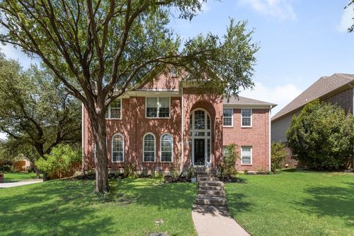 7713 Pine St, Irving, TX, 75063-3493 | Card Image