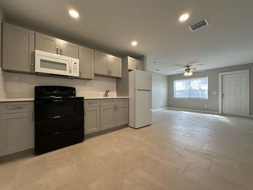 3517 Windsor Ave, West Palm Beach, FL, 33407-4741 | Card Image