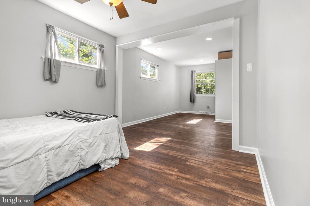 Residential Lease in BROWNS MILLS 5