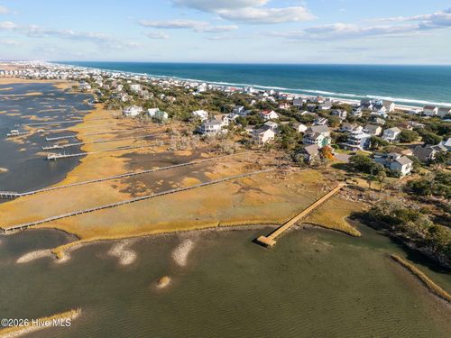 34 N Oak Court, Surf City, NC, 28445 | Card Image