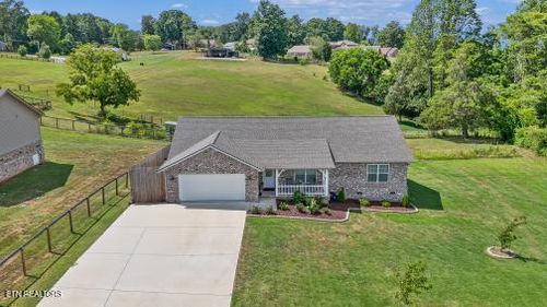 1803 Calderwood Hwy, Maryville, TN, 37801-0814 | Card Image