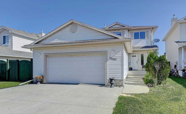 11410 81 Avenue, House detached with 4 bedrooms, 3 bathrooms and 4 parking in Grande Prairie AB | Image 1
