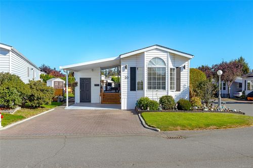 30-7583 Central Saanich Rd, Central Saanich, BC, V8M2B6 | Card Image