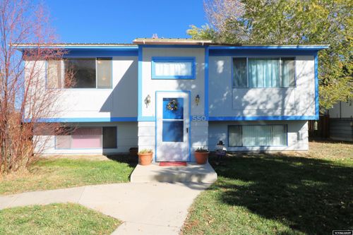 550 Jefferson St, Lander, WY, 82520-2126 | Card Image