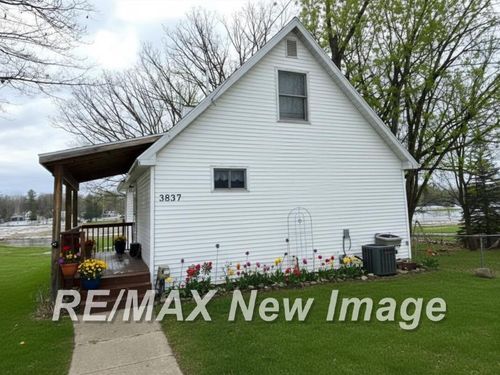 3837 S Pine Road, Billings Township, MI, 48612 | Card Image
