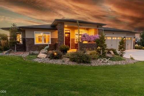 14189 Sw Umbarger Rd, Powell Butte, OR, 97753-2327 | Card Image