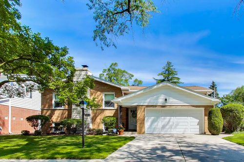 1012 Bonita Dr, Park Ridge, IL, 60068-5140 | Card Image
