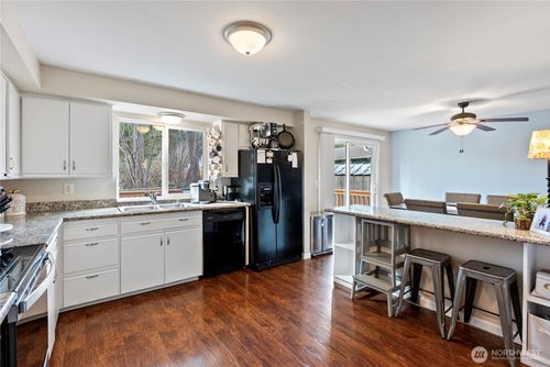 3380 Se Carmae Dr, Port Orchard, WA, 98366-1004 | Card Image