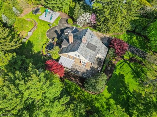 18 Chestnut Pl, Short Hills, NJ, 07078-2816 | Card Image