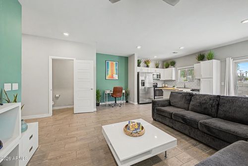 8342 N 22nd Ln, Phoenix, AZ, 85021-4288 | Card Image