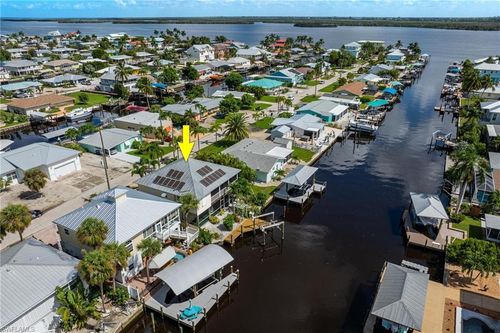 2761 Geary St, MATLACHA, FL, 33993-9724 | Card Image
