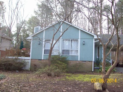 805 Castalia Dr, Cary, NC, 27513-4909 | Card Image