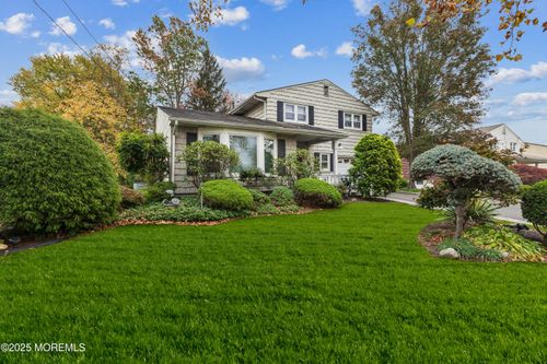 1 Hansen Rd, Old Bridge, NJ, 08857-1814 | Card Image