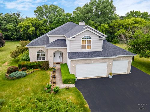 5008 Country Springs Dr, Johnsburg, IL, 60051-5310 | Card Image