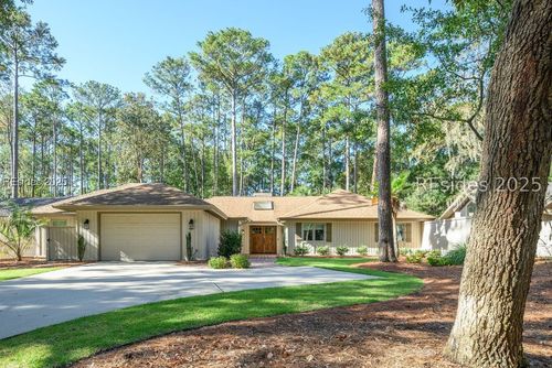 20 Edgewood Dr, Hilton Head Island, SC, 29926-6702 | Card Image
