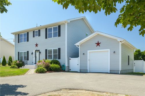 244 Turnpike Ave, Portsmouth, RI, 02871-1422 | Card Image