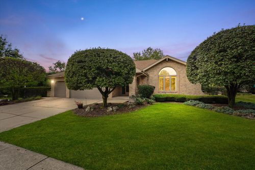 17654 Greenfield Ct, Orland Park, IL, 60467-8519 | Card Image