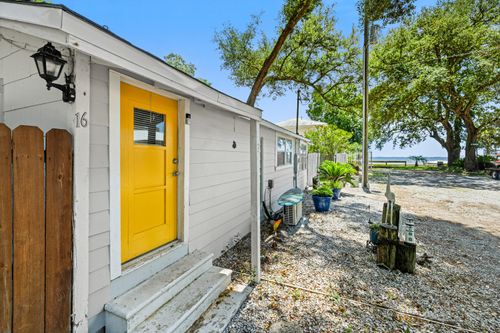 16 Nimrod Cir, Niceville, FL, 32578-8154 | Card Image
