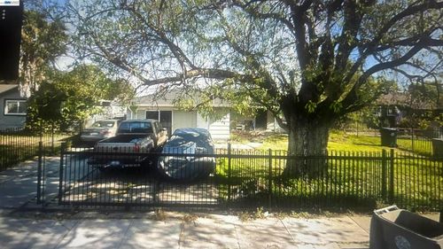 2185 Meadowview Rd, Sacramento, CA, 95832 | Card Image