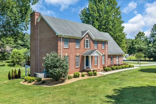 141 W Laurel Ave, Mc Minnville, TN, 37110-3658 | Card Image