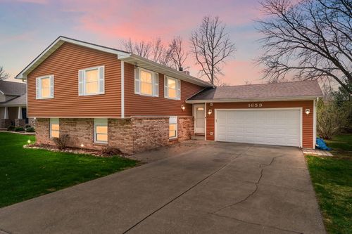 1659 Sunnyslope Dr, Crown Point, IN, 46307 | Card Image