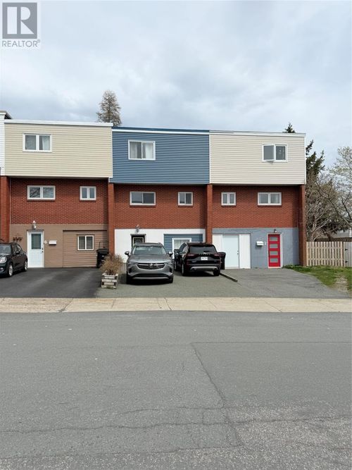 4 Steer St, St. John's, NL, A1E3W6 | Card Image