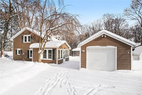 660 List Avenue, Irondequoit, NY, 14617 | Card Image