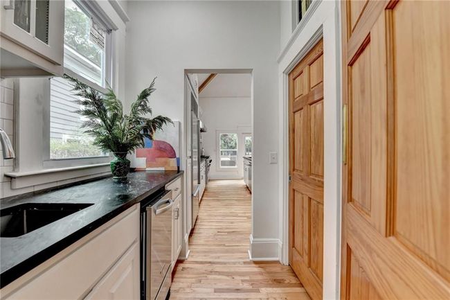 799 Monroe Dr Ne, House other with 4 bedrooms, 3 bathrooms and 2 parking in Atlanta GA | Image 30