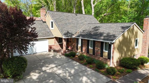 6104 Harmon Pl, SPRINGFIELD, VA, 22152-1315 | Card Image