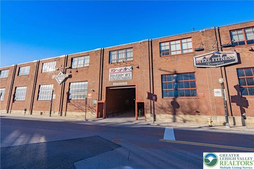 340-11 W 2nd St, BETHLEHEM, PA, 18015-1298 | Card Image
