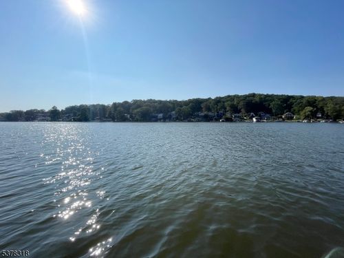 20 Chincopee Rd, Lake Hopatcong, NJ, 07849-1427 | Card Image