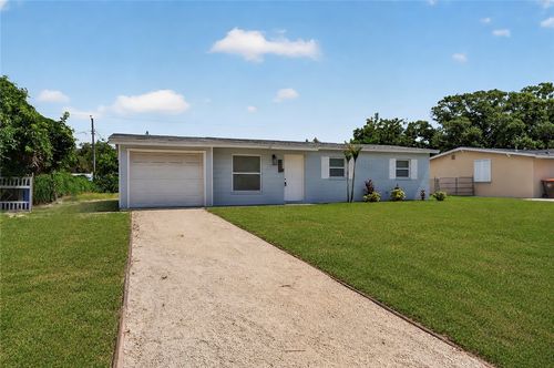 2444 3rd St Sw, Vero Beach, FL, 32962-3313 | Card Image