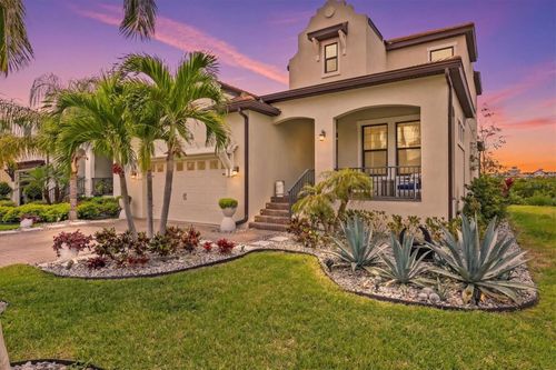 916 Seagrape Dr, RUSKIN, FL, 33570-3046 | Card Image