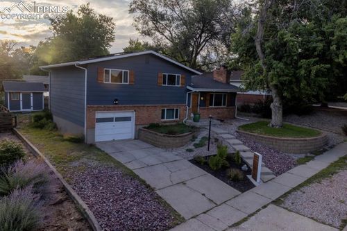 2018 Essex Ln, Colorado Springs, CO, 80909-1424 | Card Image