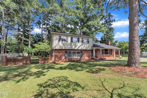 1500 Wellons Ave, Dunn, NC, 28334-2207 | Card Image
