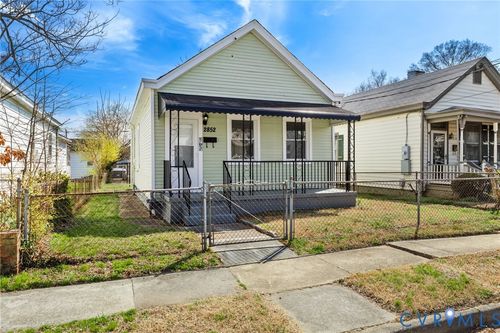 2852 Lawson St, Richmond, VA, 23224-1942 | Card Image