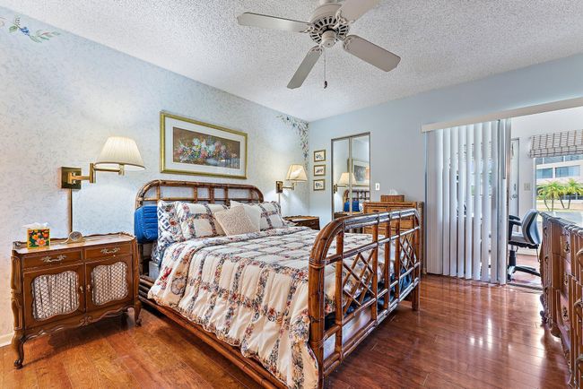 APT-111 - 3186 Via Poinciana, Condo with 2 bedrooms, 2 bathrooms and null parking in Lake Worth FL | Image 9